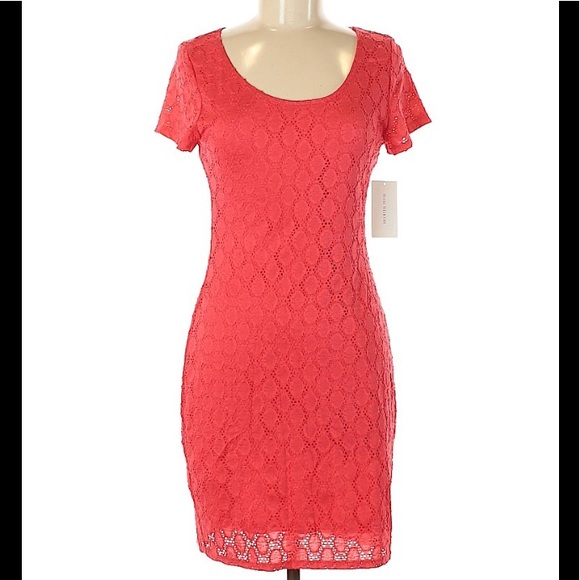 Isaac Mizrahi Dresses & Skirts - Isaac Mizrahi Scoop Neck Coral Dress